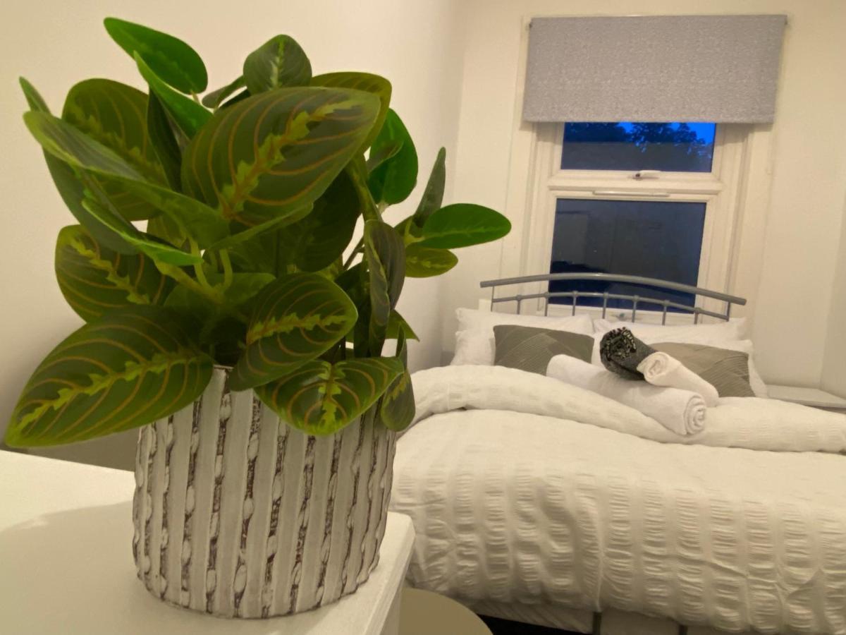 Nice Living Serviced Accommodations 3 Coventry Exteriör bild